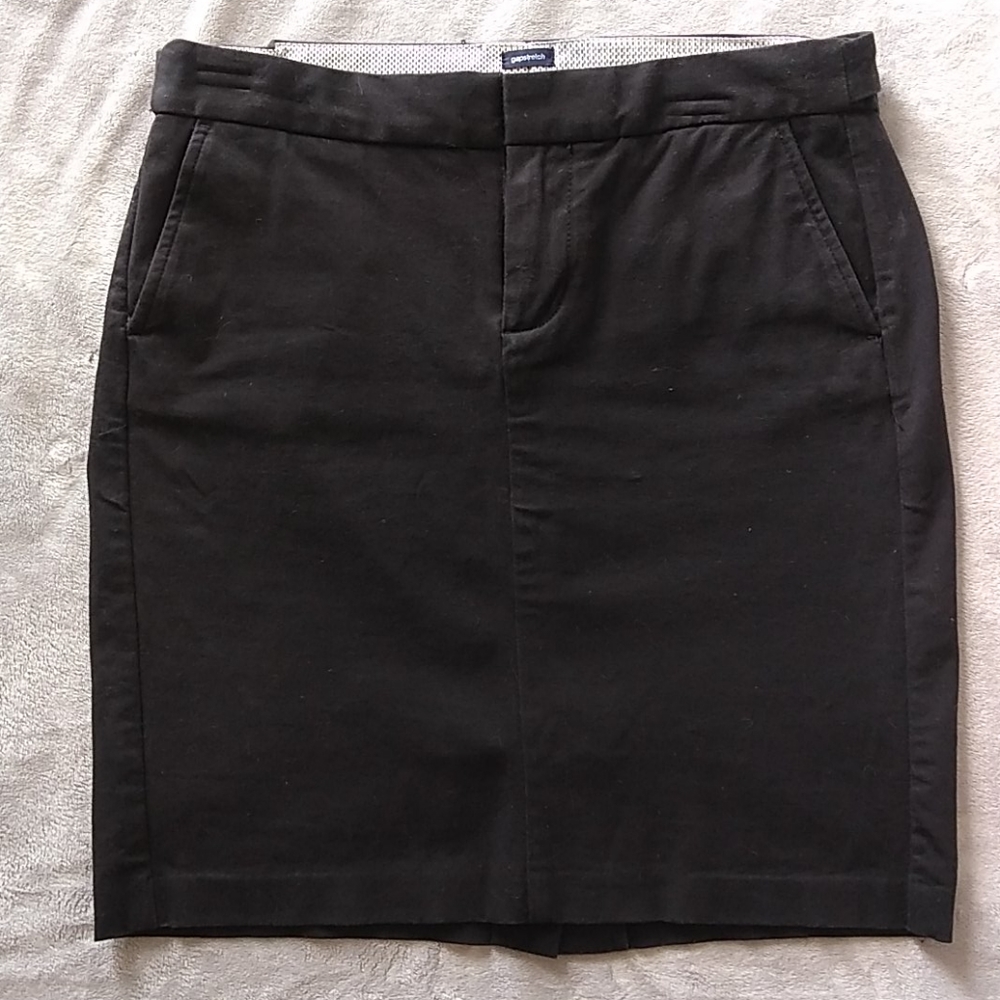 Gap Stretch black pencil skirt